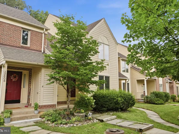 12606 Victoria Station Ct, Fairfax, VA 22033
