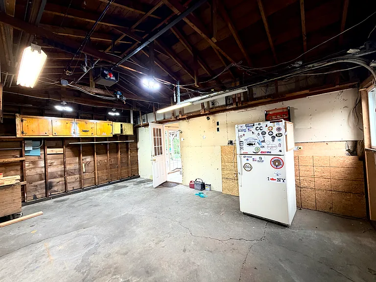 49 Maple Dr #1 — Photo 22
