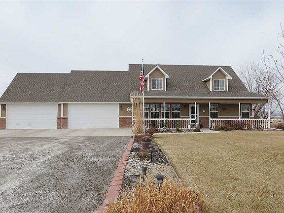 2nd image of 771 Goldenrod Ct