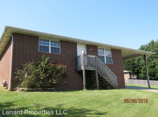1505 S 12th Ave, Ozark, MO 65721
