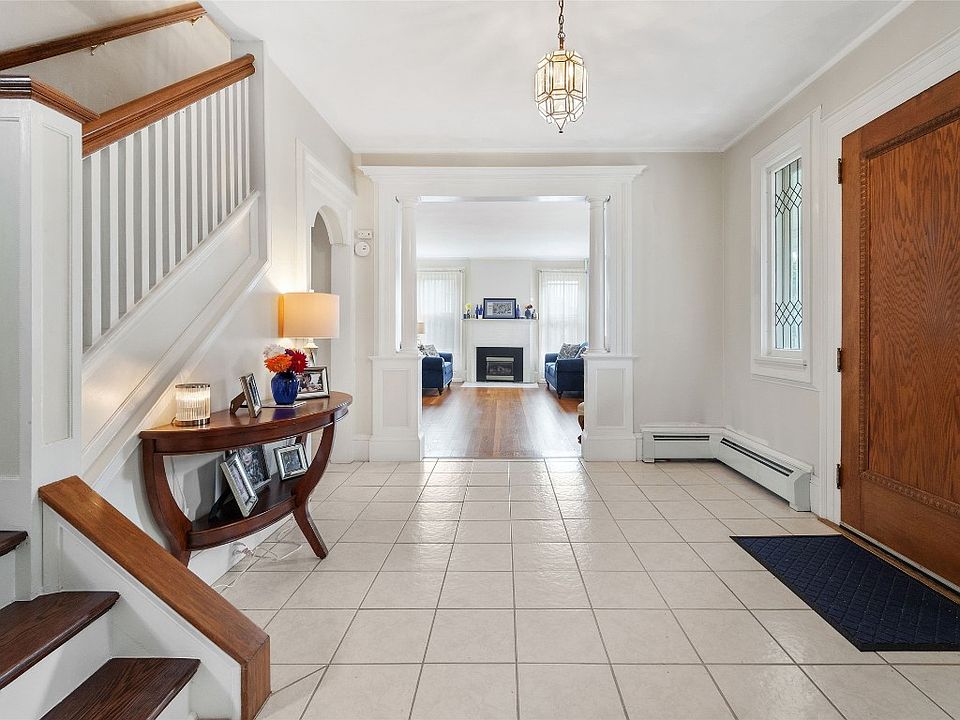 32 Lincoln Ave, Binghamton, NY 13905 MLS 322355 Zillow