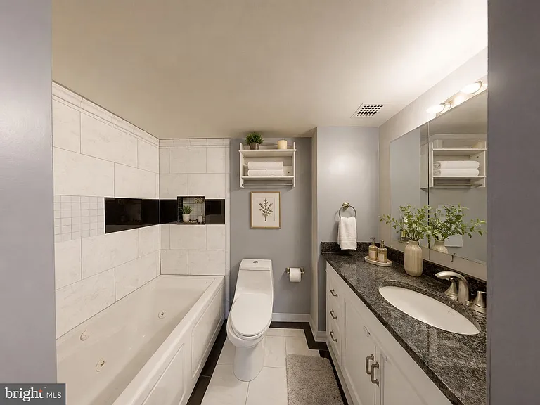 200 N Pickett St #207 — Photo 17