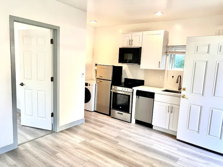 9222 Mary Ave NW #B — Photo 14