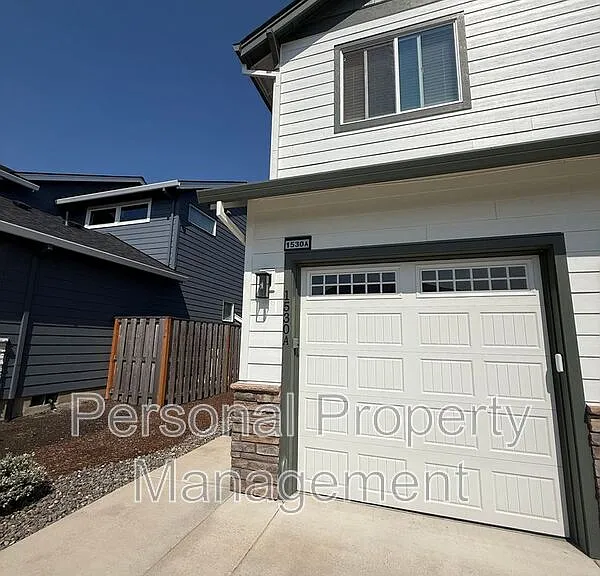 1530 NW 29th Pl #A — Photo 17