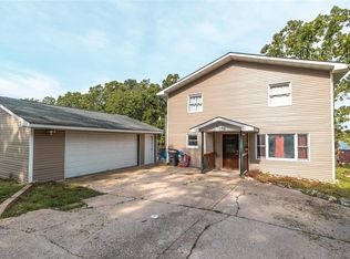 11192 W Little Oaks Rd, Rolla, MO 65401