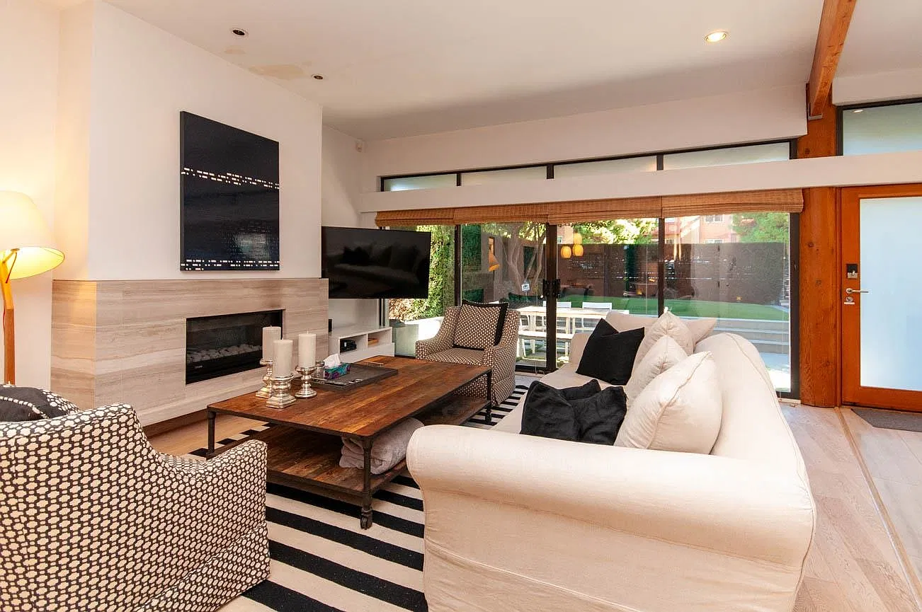 2 bed, 1470 sqft, $8,000 — Photo 3