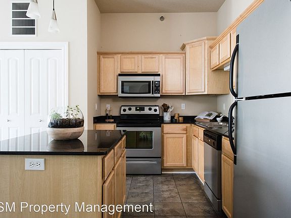 5th image of 119 Crystal St Unit 102