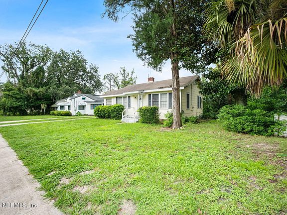 2nd image of 8944 1ST Avenue