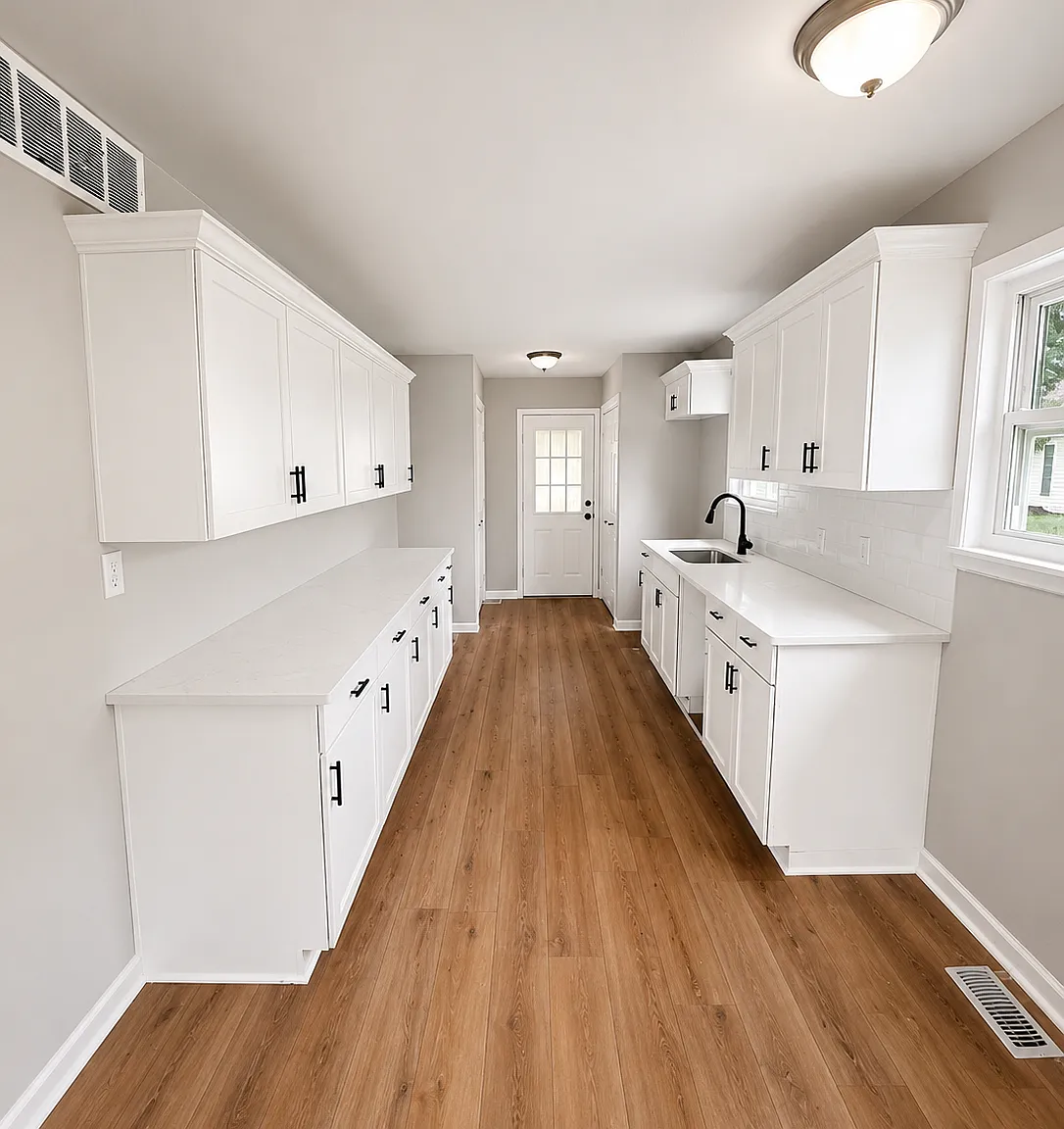 3 bed, 924 sqft, $1,600 — Photo 4