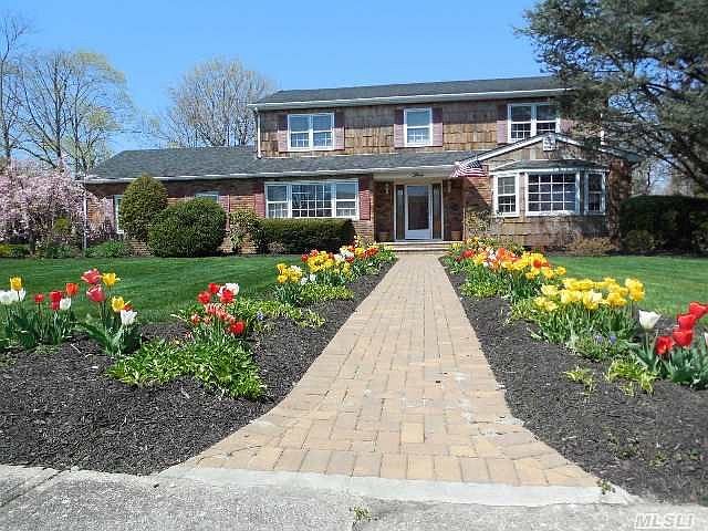1st image of 3 Kaywood Ct