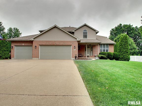 2nd image of 4442 Hampton Ln