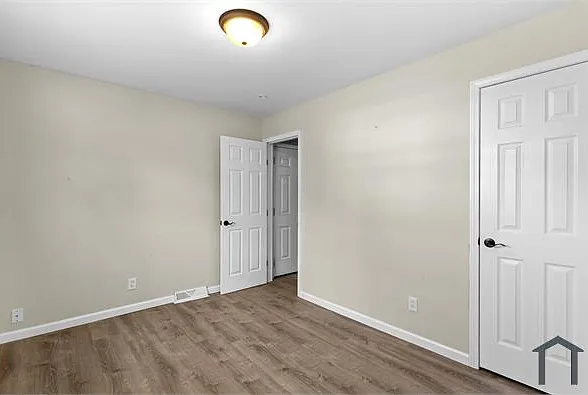 231 Estridge Rd — Photo 8
