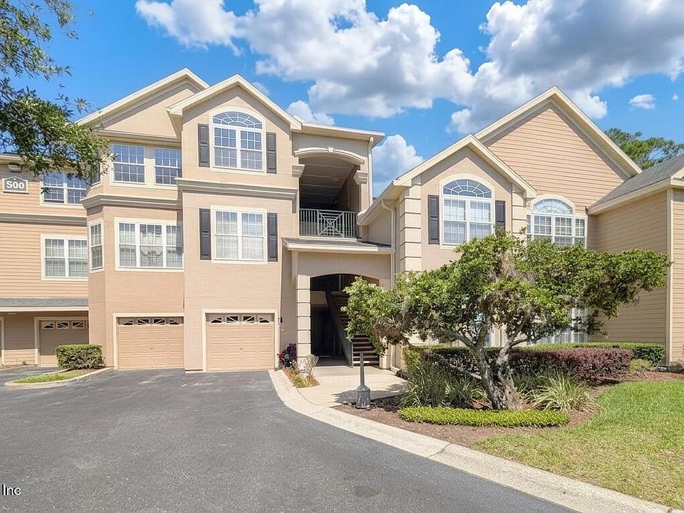 1st image of 13810 SUTTON PARK Drive N #535