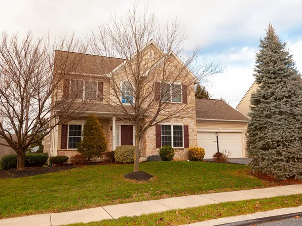 54 Valerie Ave, Ephrata, PA 17522