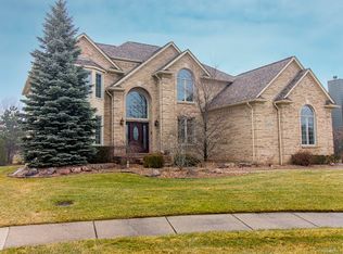 2367 Haff Dr, Sterling Heights, MI