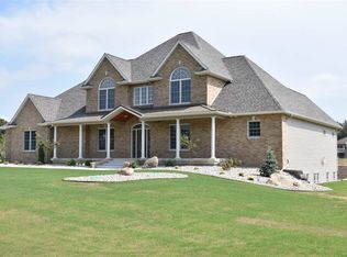 56304 Sylvan Meadows Ln, Bristol, IN 46507