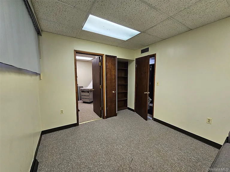 97 Fulton Ave — Photo 27