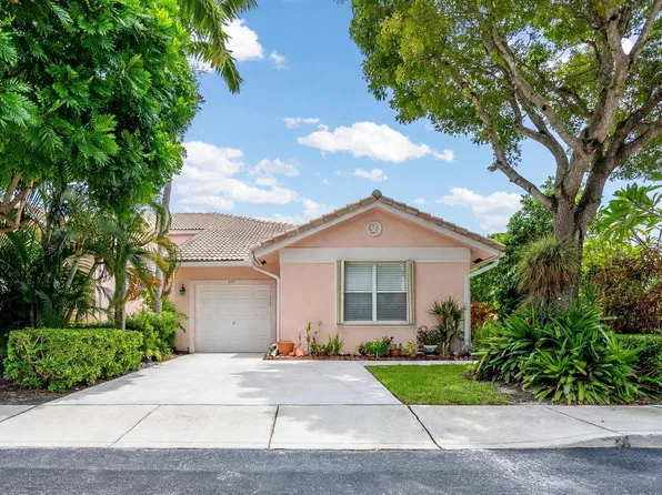 237 CORAL TRACE Court, Delray Beach, FL 33445
