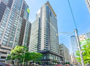 770 Bay St #1606-C01, Toronto, ON M5G 0A6