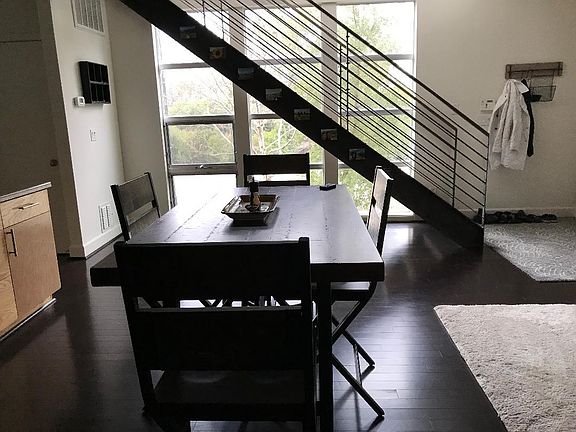 great room dining area