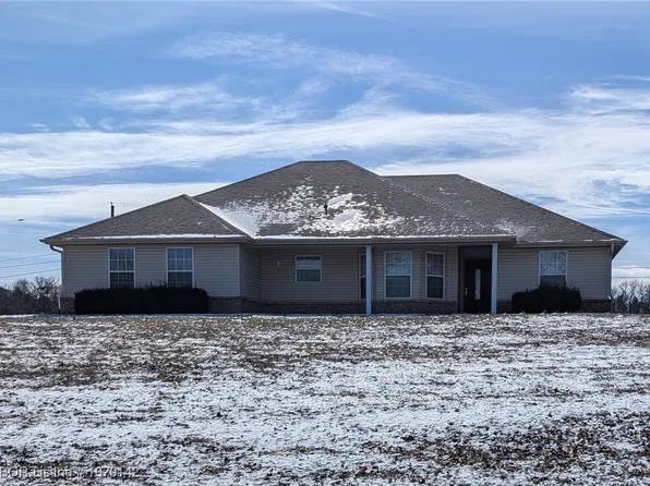 3231 Sturgeon Rd, Greenwood, AR 72936