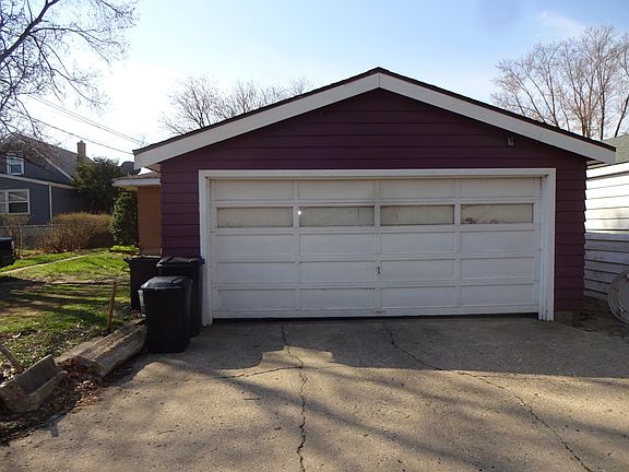 5th image of 3227 Liberty Dr