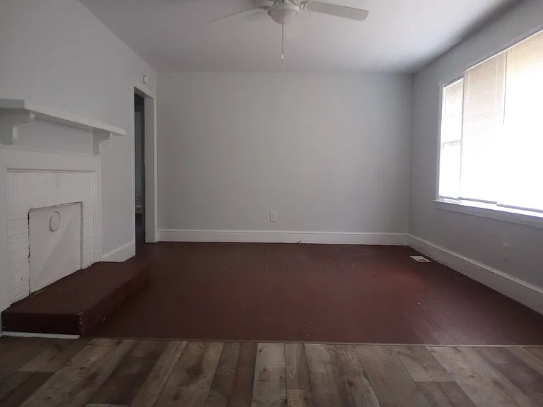 822 Magness Dr — Photo 3