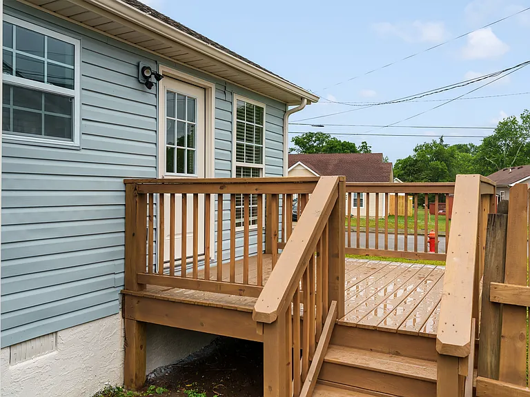 101 Rothwood Ct — Photo 15