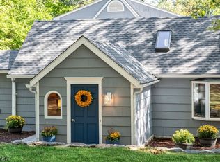 19 River Rd, Boonton Township, NJ 07005