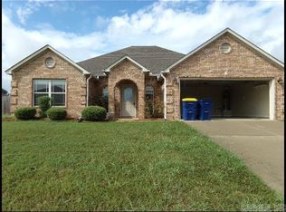 9 Daytona Dr, Cabot, AR 72023