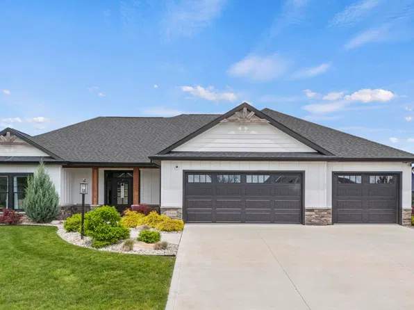 5948 Liam Ln, Fort Wayne, IN 46818