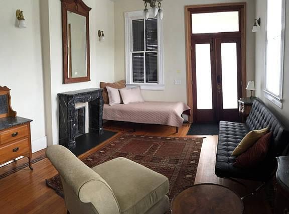 4th image of 1417 Royal St #A