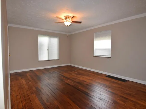 273 Union St APT A, Newark, OH 43055