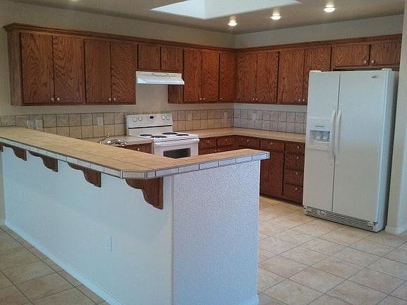 Spacious Kitchen
