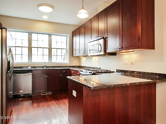 4th image of 1657 Church St Unit 1657