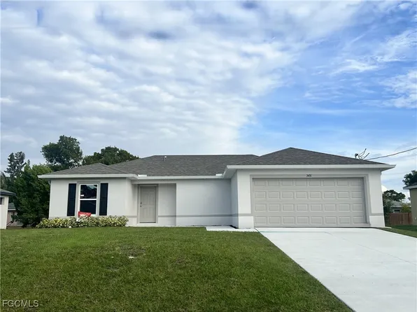 3401 NE 8th Place Cpe, Coral, FL 33909