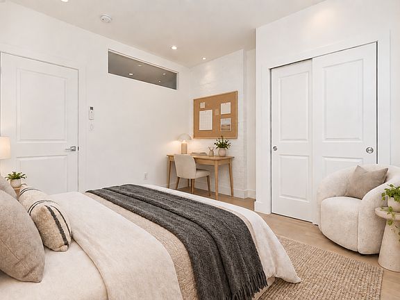 4th image of 138 Union St APT 1F