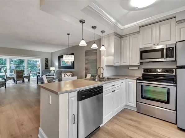 5002 NW 35th St APT 303, Fort Lauderdale, FL 33319