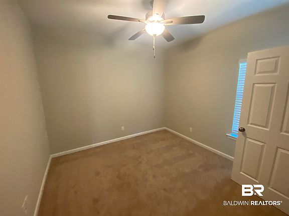 4th image of 1291 Cater Lee Way