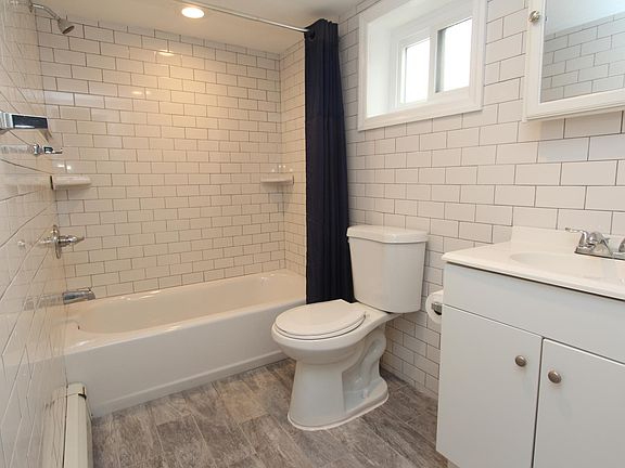 4th image of 41 Illinois Ave #1