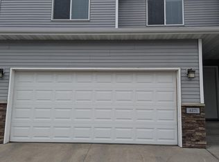 4271 51st St S, Fargo, ND 58104