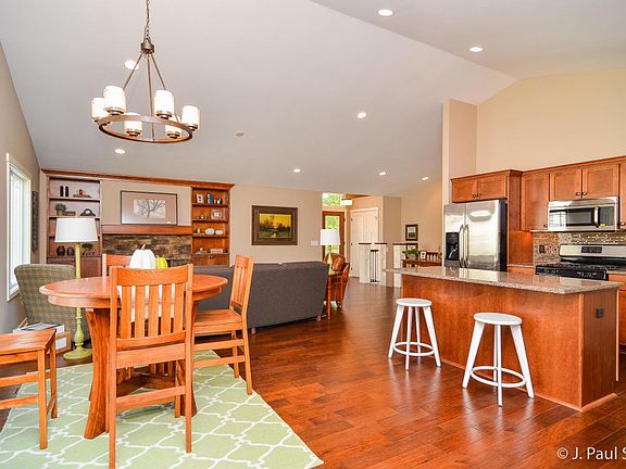 5th image of 7345 Rock Canyon Dr SW #A