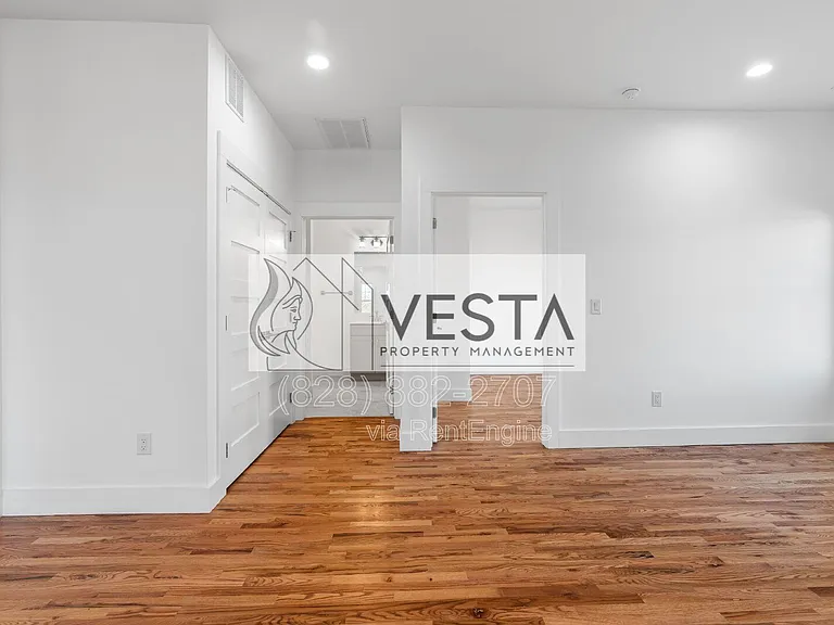 510 Deaverview Rd — Photo 24