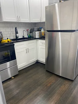 Rented by Voro, LLC | media 11