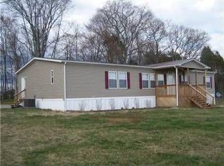 4910 Pyles Rd, Chapel Hill, TN 37034