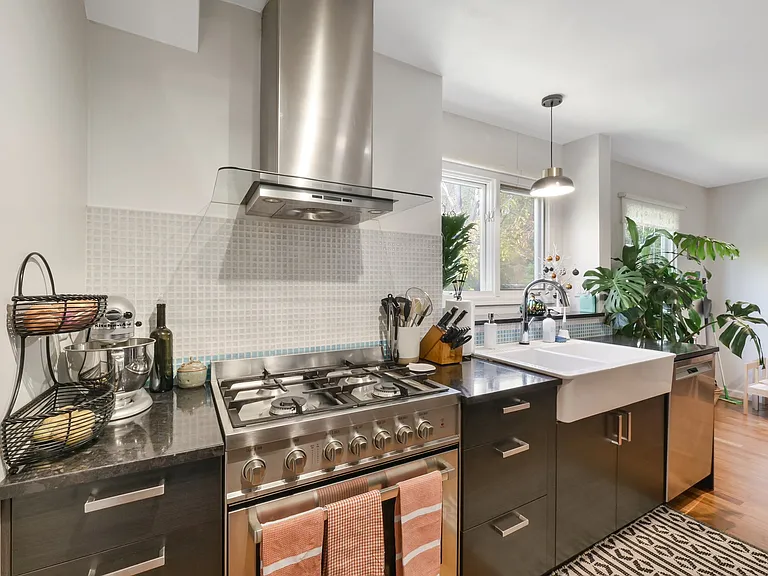 103 Park Ave #6 — Photo 10