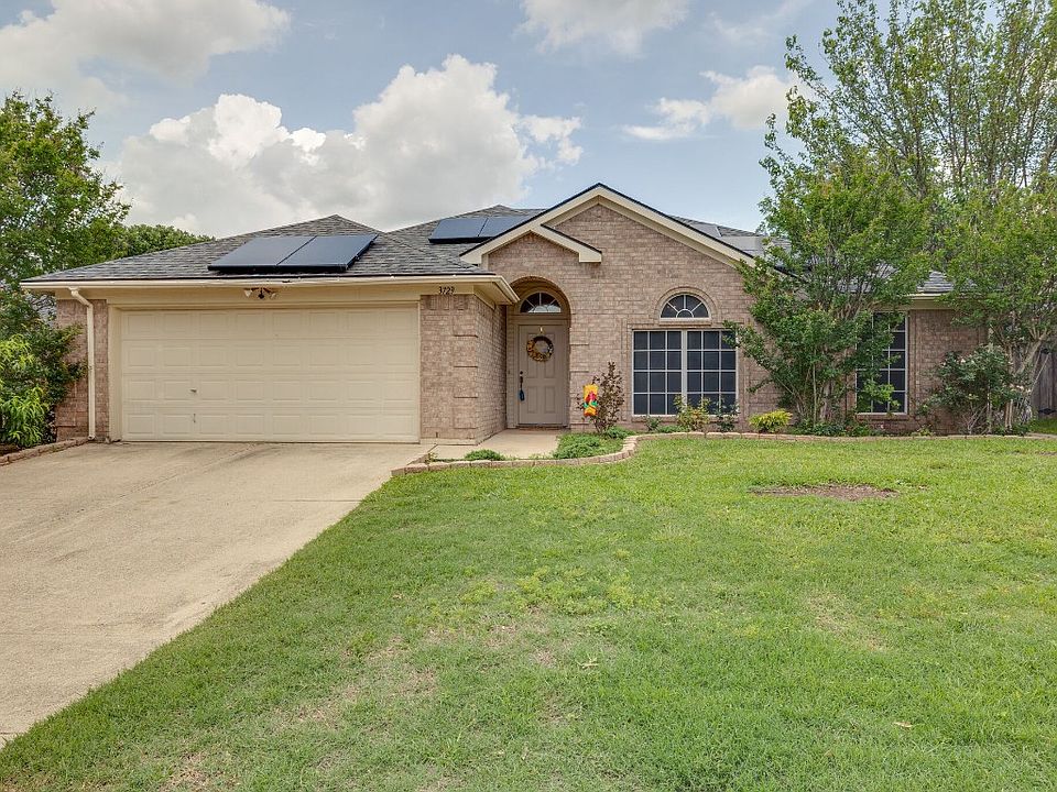 1st image of 3729 Periwinkle Dr