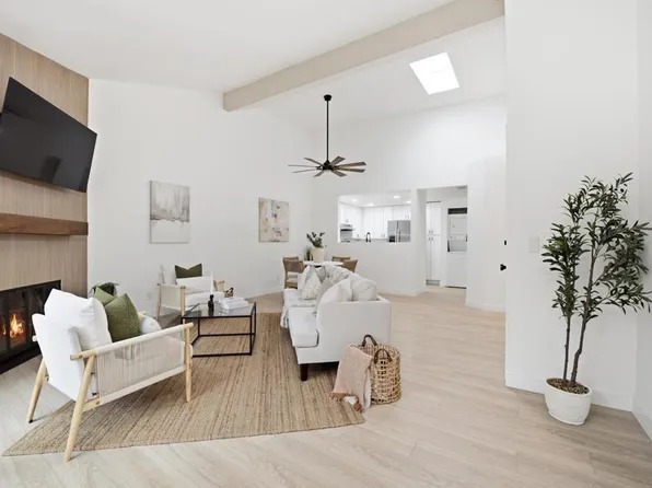 980 Lupine Hills Dr Unit 83, Vista, CA 92081