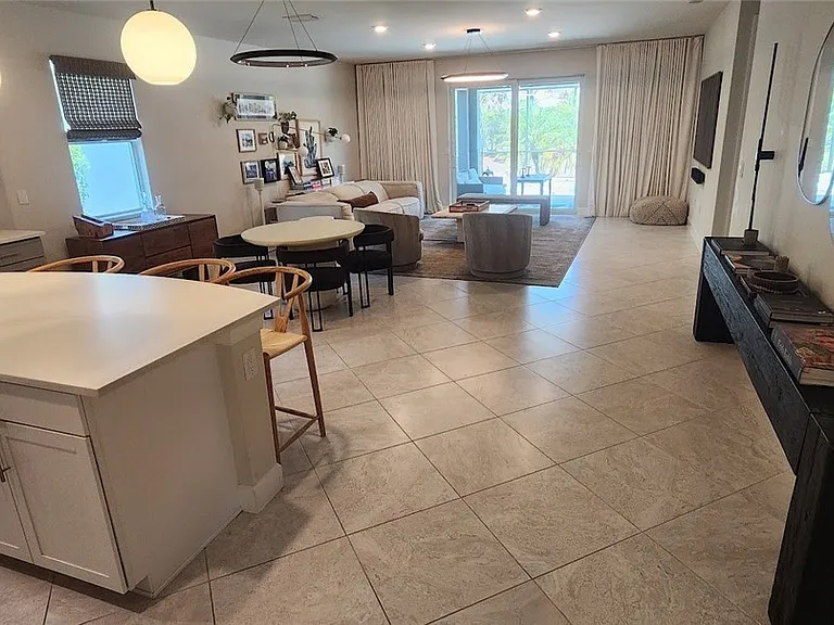 17569 Silverspur Dr — Photo 2