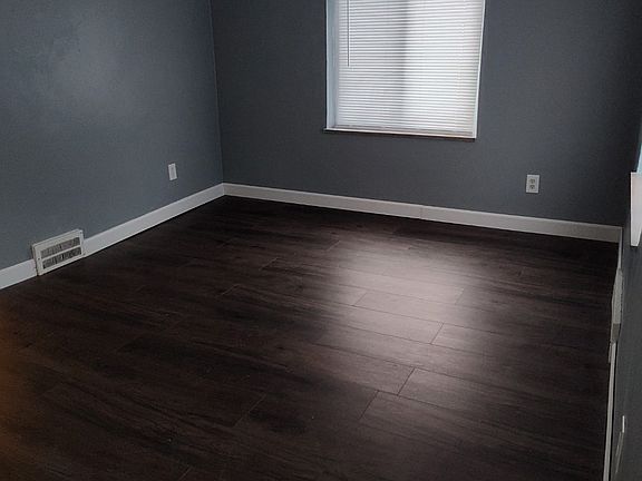 5th image of 11052 Chapp Ave